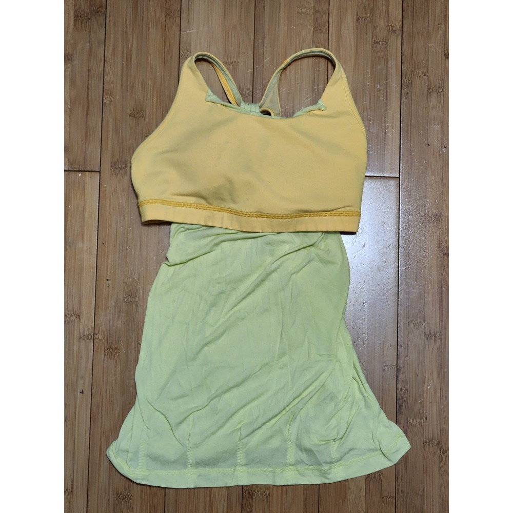 Lululemon Shirt Womens 4 Yellow Lime Practice Freely Tank Top Built in Bra Yoga